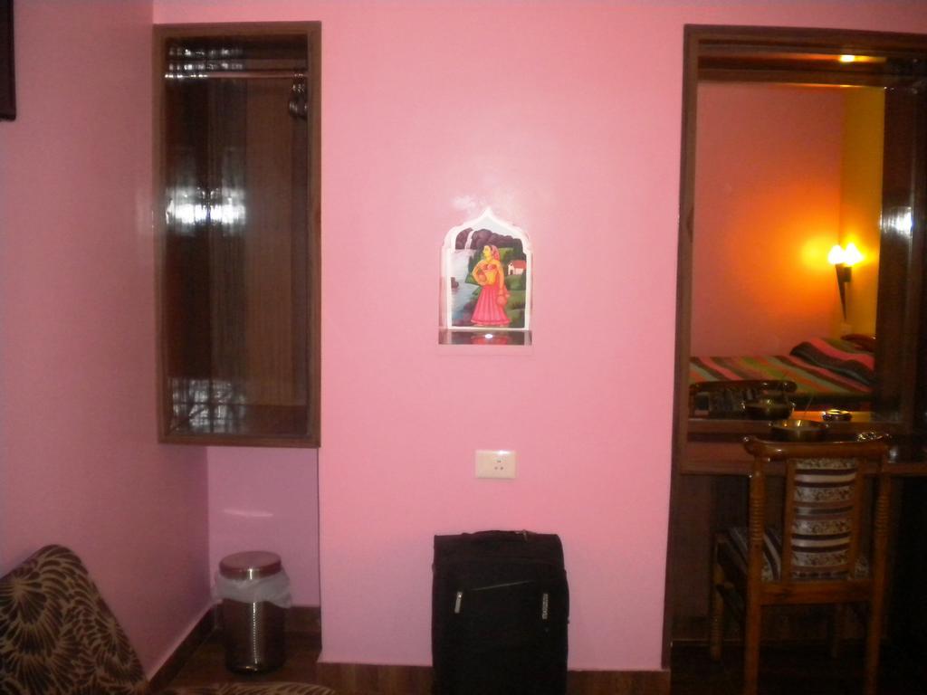 Ganpati 3*